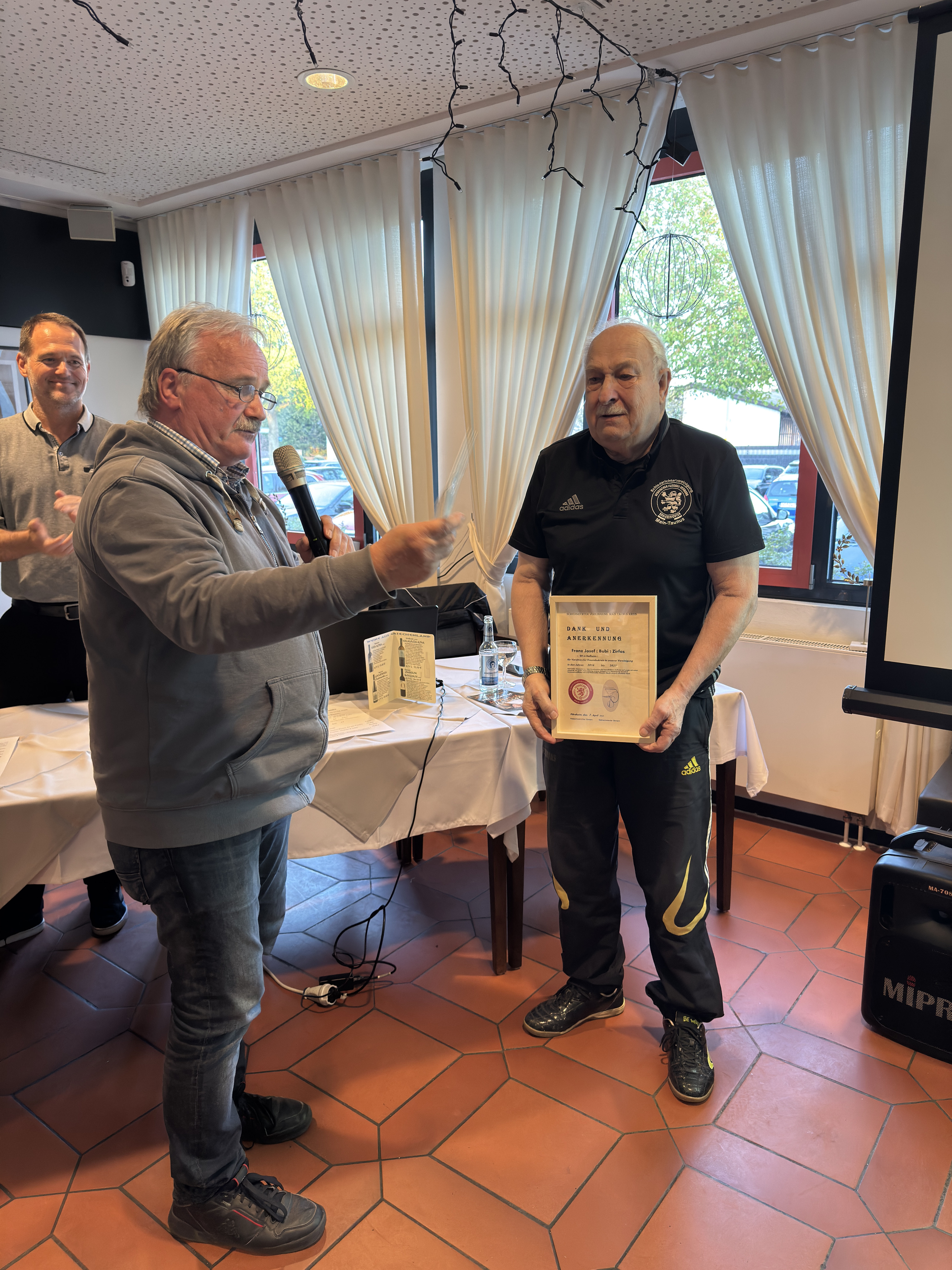 Neuwahlen Freundeskreis